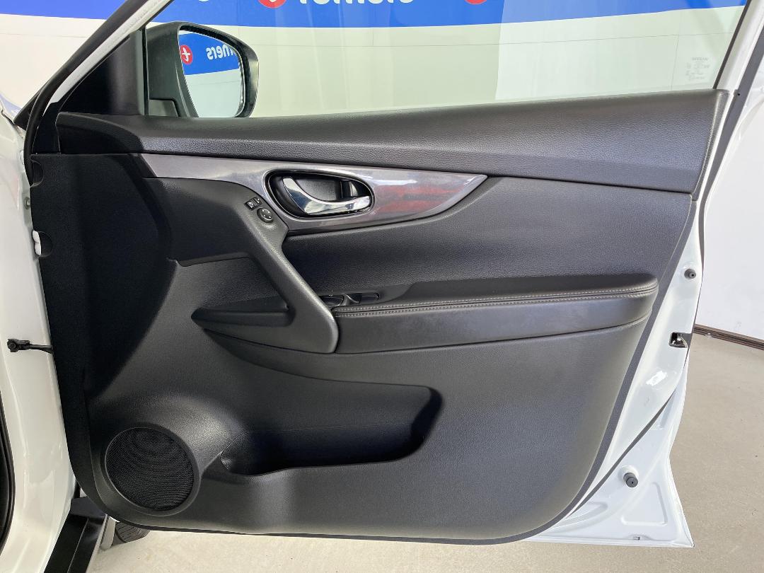 Photo '15' of Nissan X-Trail