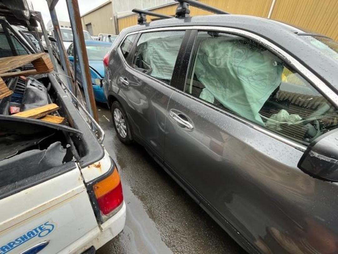 Photo '7' of Nissan X-Trail ST Photo '7' of Nissan X-Trail ST