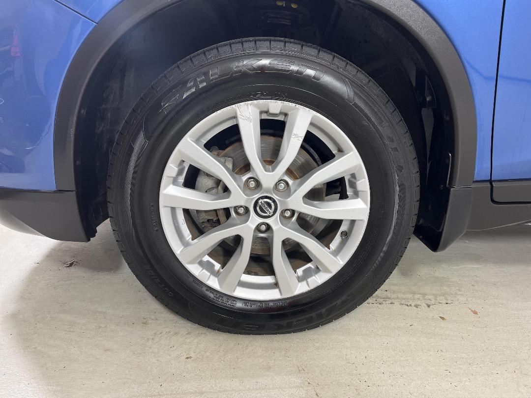 Photo '10' of Nissan X-Trail