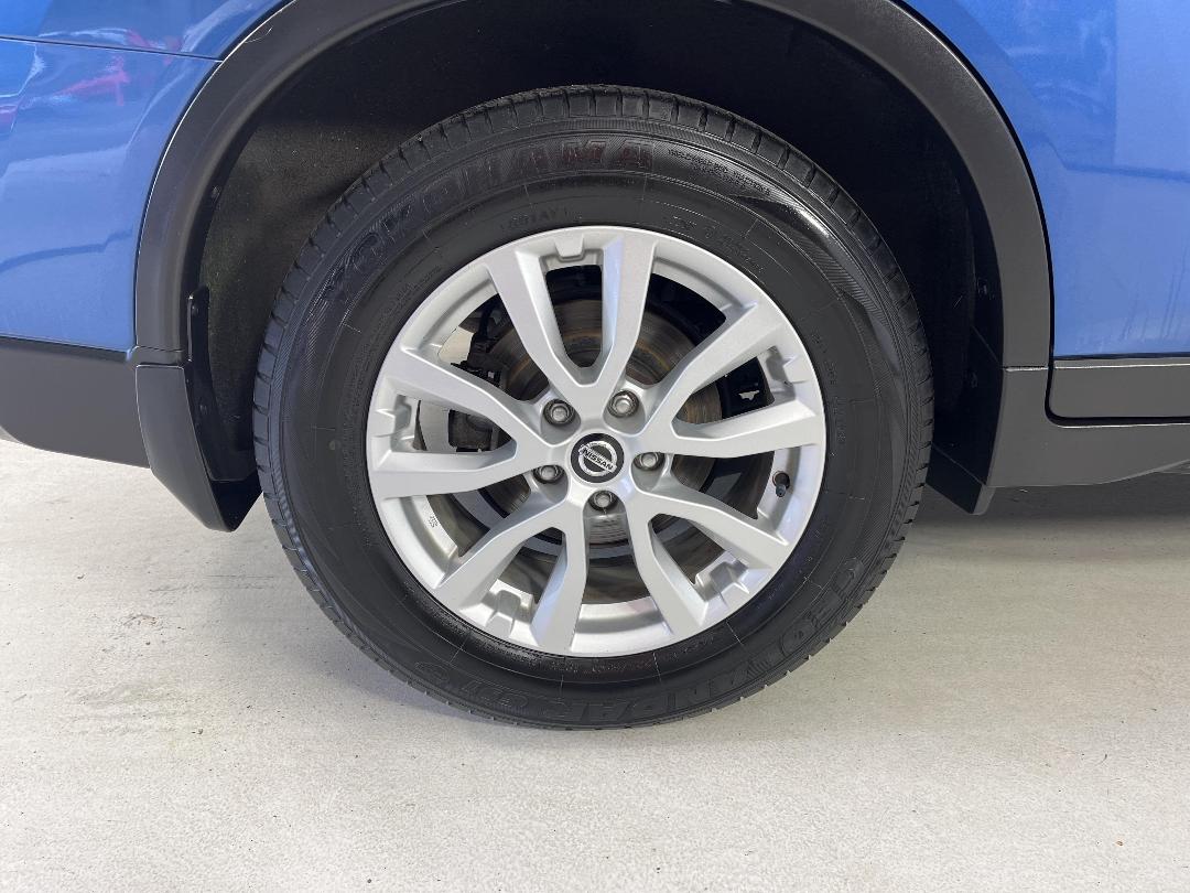 Photo '12' of Nissan X-Trail