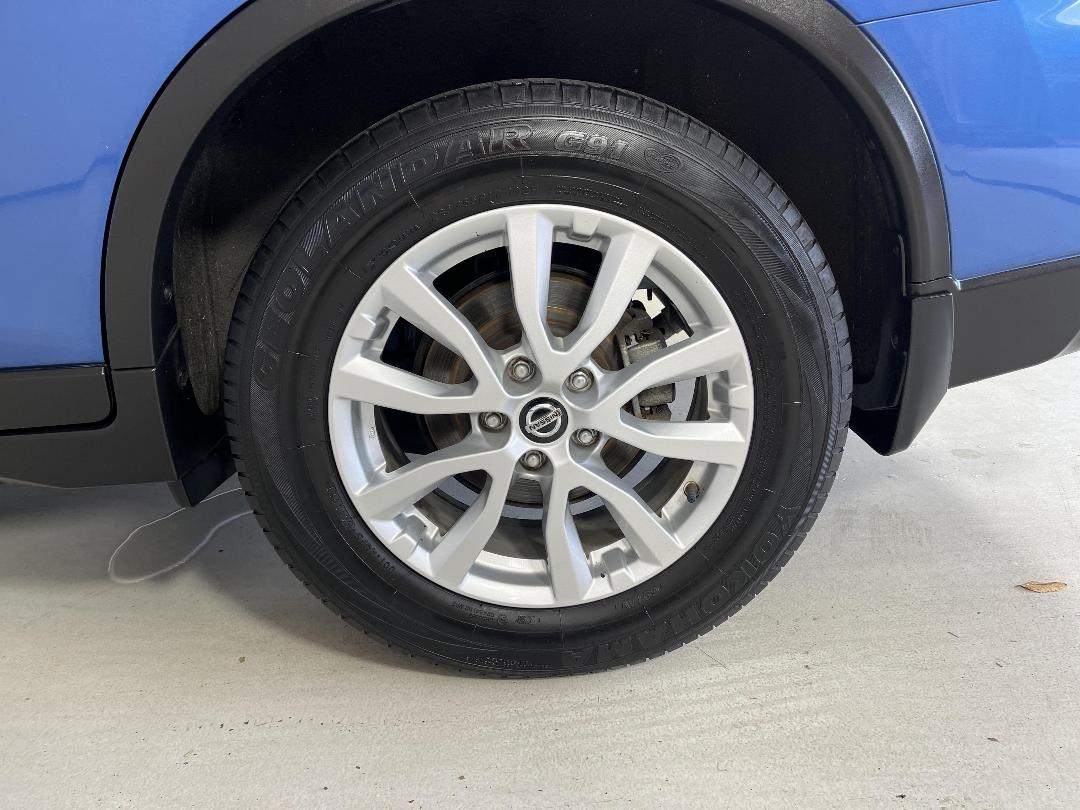 Photo '11' of Nissan X-Trail