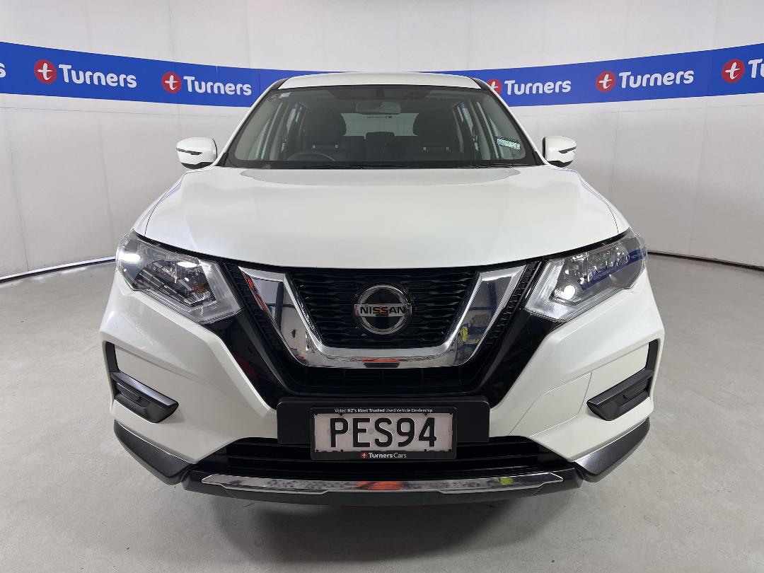 Photo '2' of Nissan X-Trail Photo '2' of Nissan X-Trail