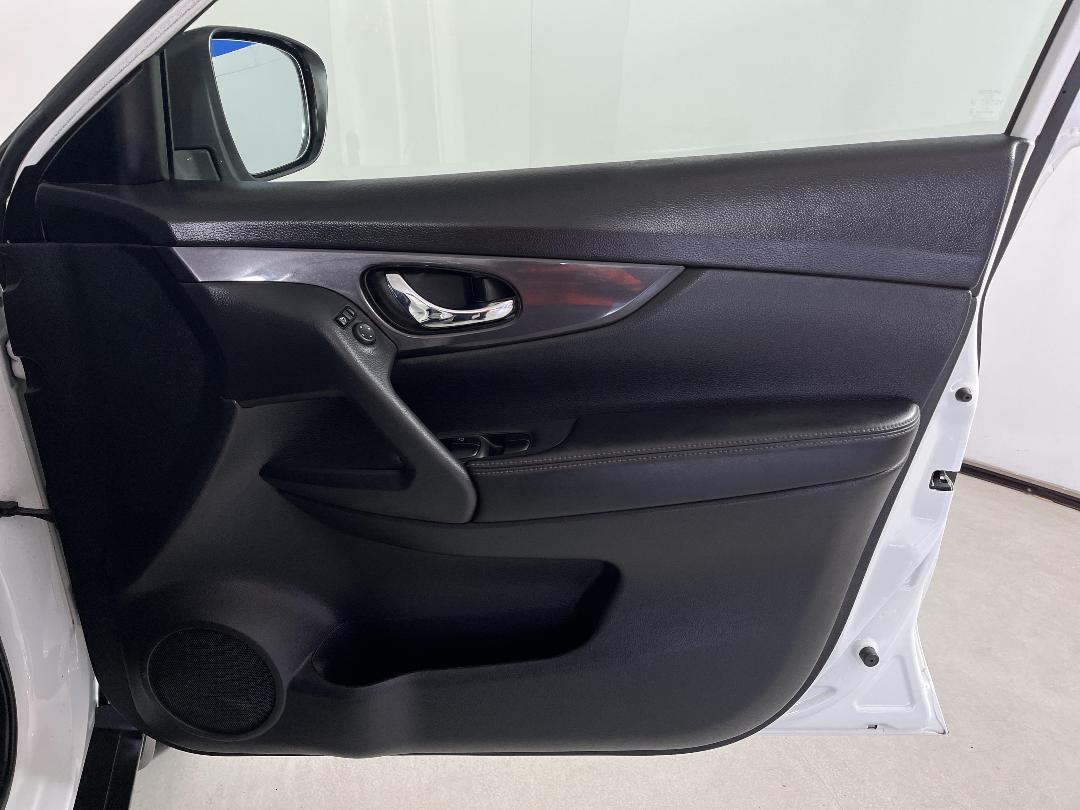 Photo '15' of Nissan X-Trail Photo '15' of Nissan X-Trail