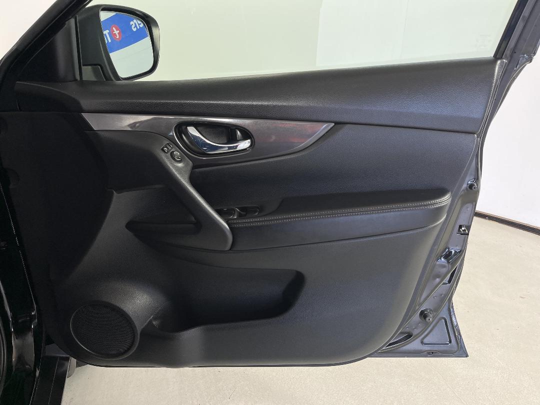 Photo '15' of Nissan X-Trail Photo '15' of Nissan X-Trail