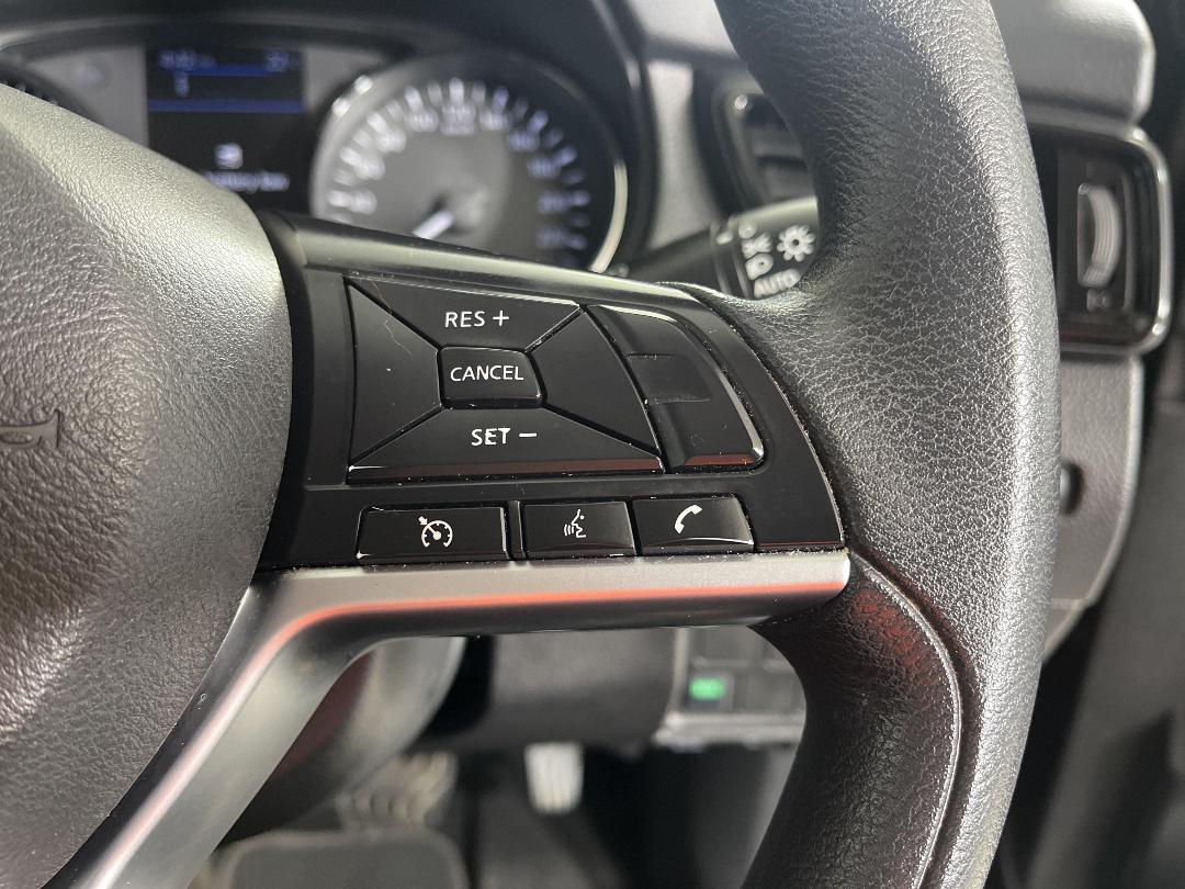 Photo '25' of Nissan X-Trail Photo '25' of Nissan X-Trail