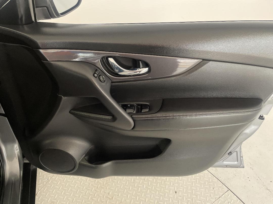 Photo '15' of Nissan X-Trail