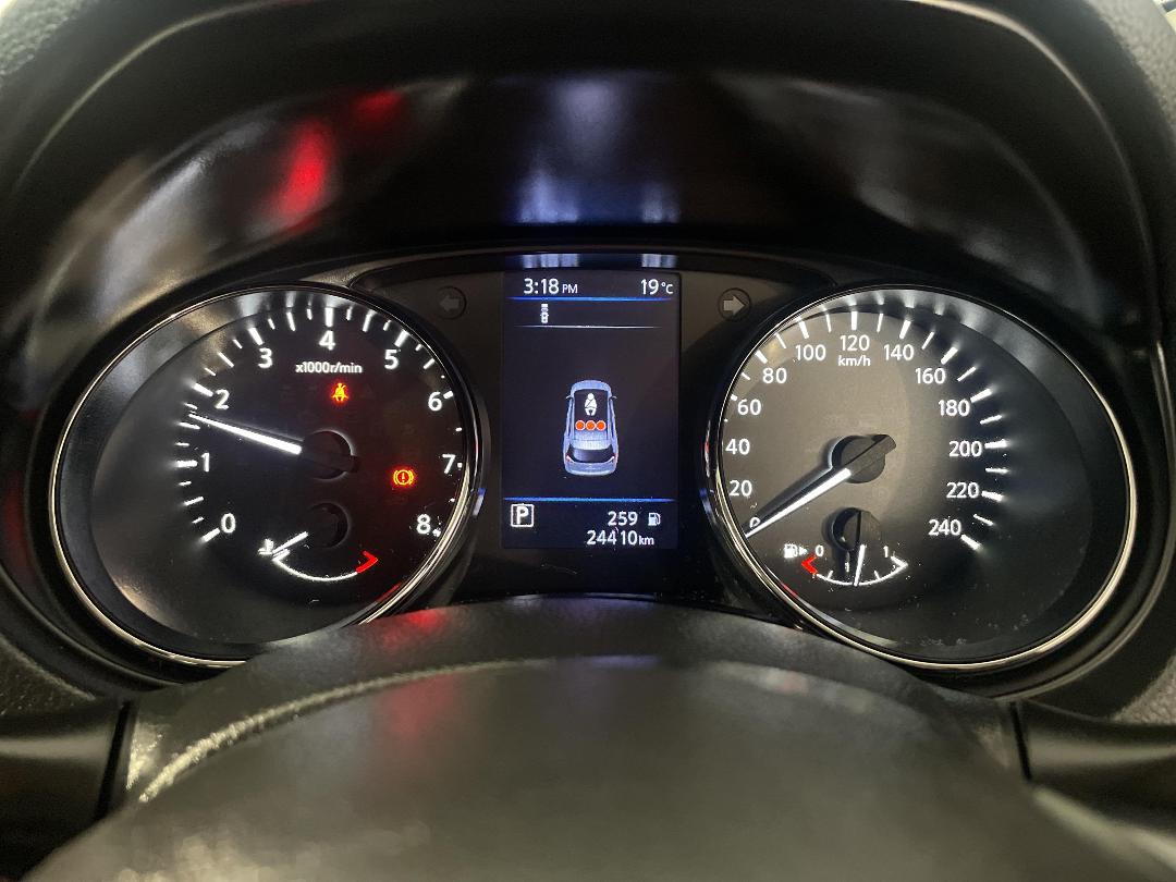 Photo '21' of Nissan X-Trail