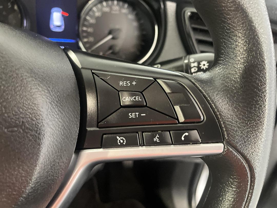 Photo '25' of Nissan X-Trail