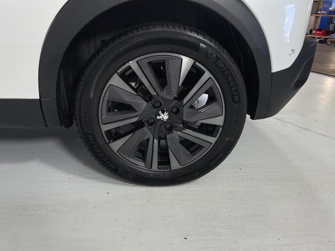 Photo '11' of Peugeot 2008