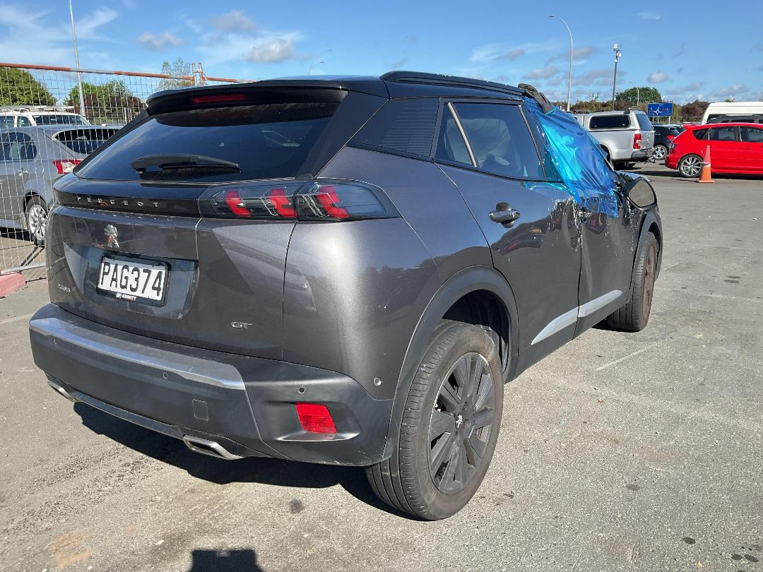 Photo '6' of Peugeot 2008 GT Photo '6' of Peugeot 2008 GT