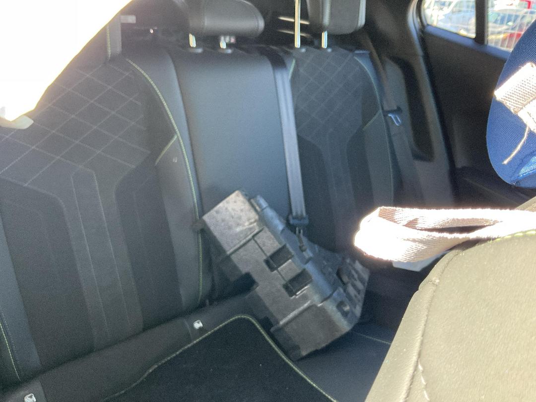 Photo '10' of Peugeot 2008 GT Photo '10' of Peugeot 2008 GT