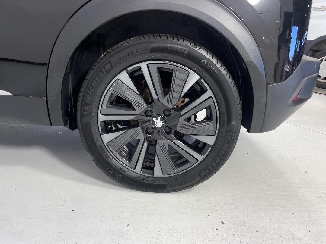 Photo '11' of Peugeot 2008