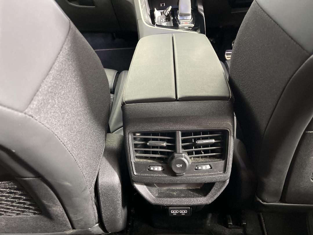 Photo '24' of Peugeot 3008