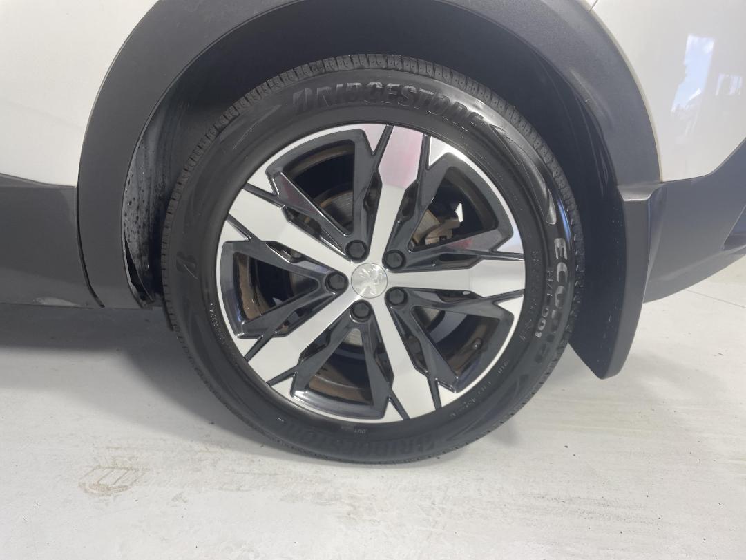 Photo '11' of Peugeot 3008