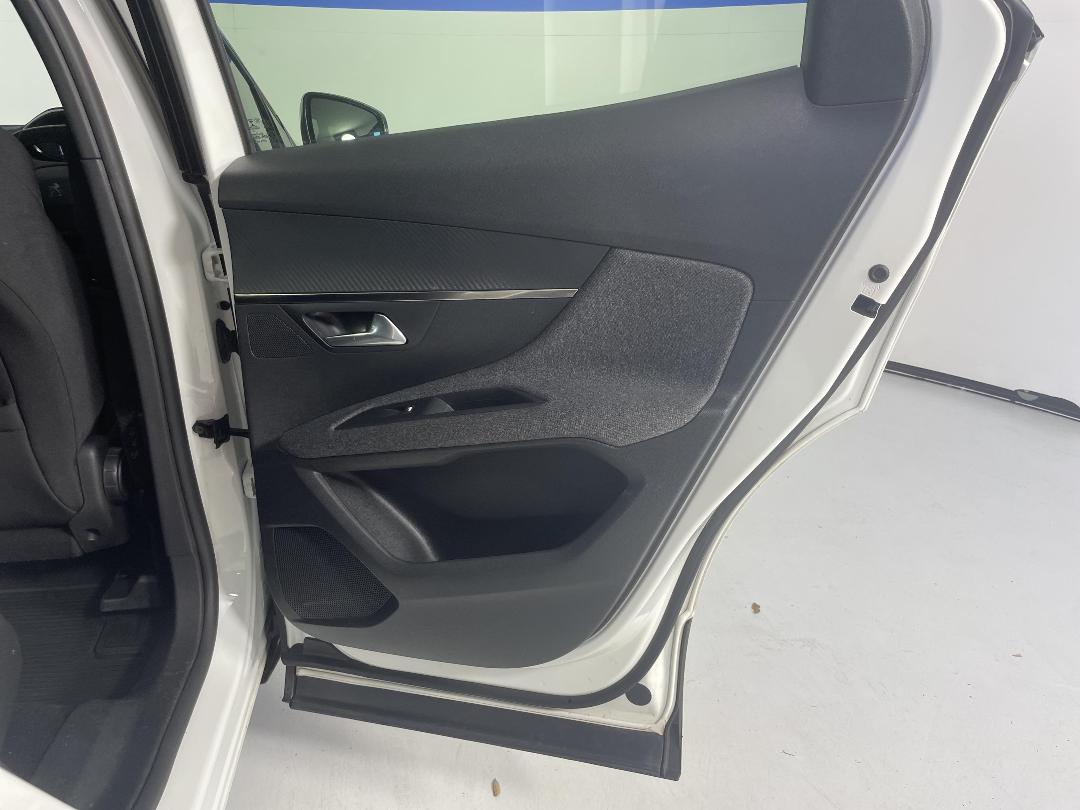 Photo '19' of Peugeot 3008