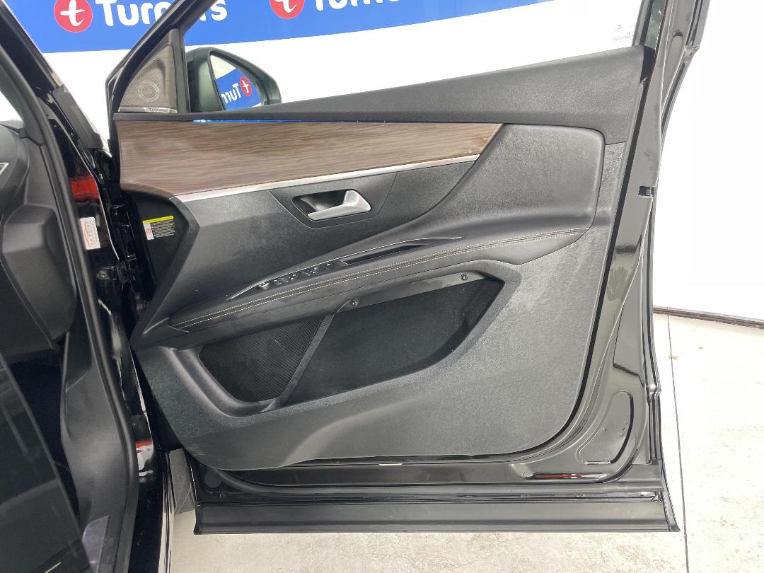 Photo '15' of Peugeot 3008