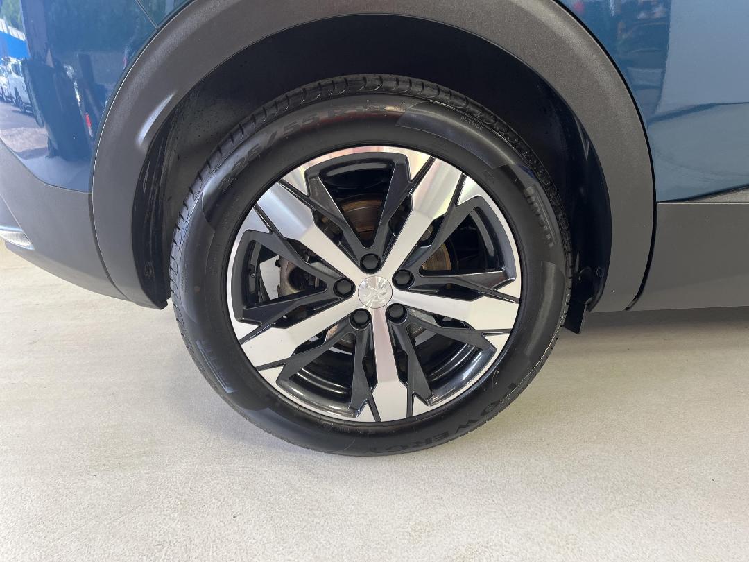 Photo '12' of Peugeot 3008 Photo '12' of Peugeot 3008