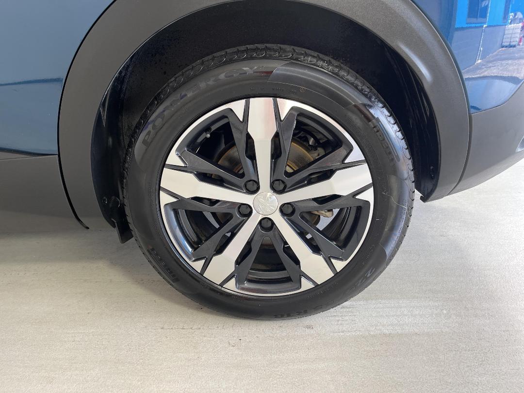 Photo '11' of Peugeot 3008 Photo '11' of Peugeot 3008