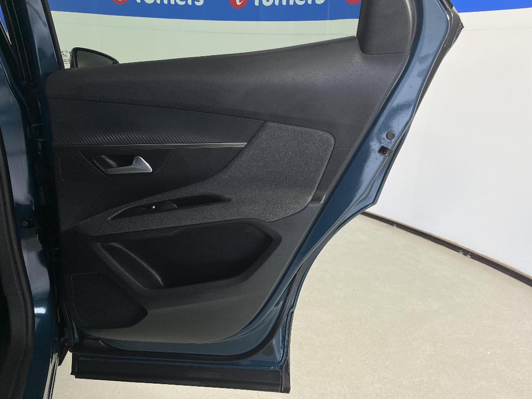 Photo '19' of Peugeot 3008 Photo '19' of Peugeot 3008