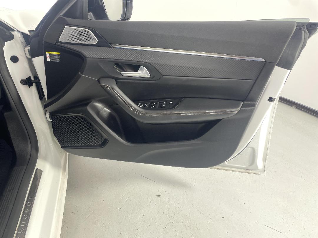 Photo '15' of Peugeot 508 Photo '15' of Peugeot 508