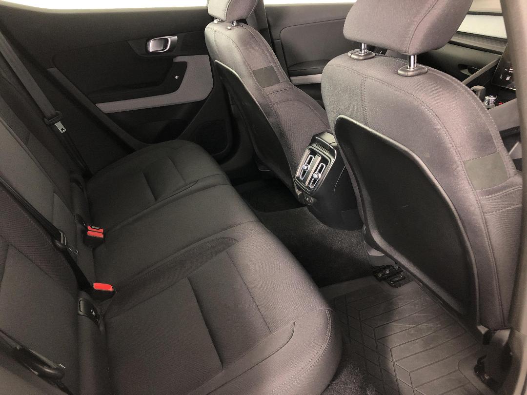 Photo '20' of Polestar Polestar 2 Photo '20' of Polestar Polestar 2