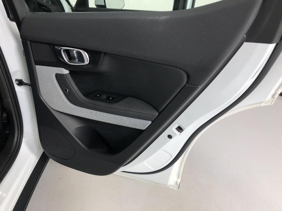 Photo '19' of Polestar Polestar 2