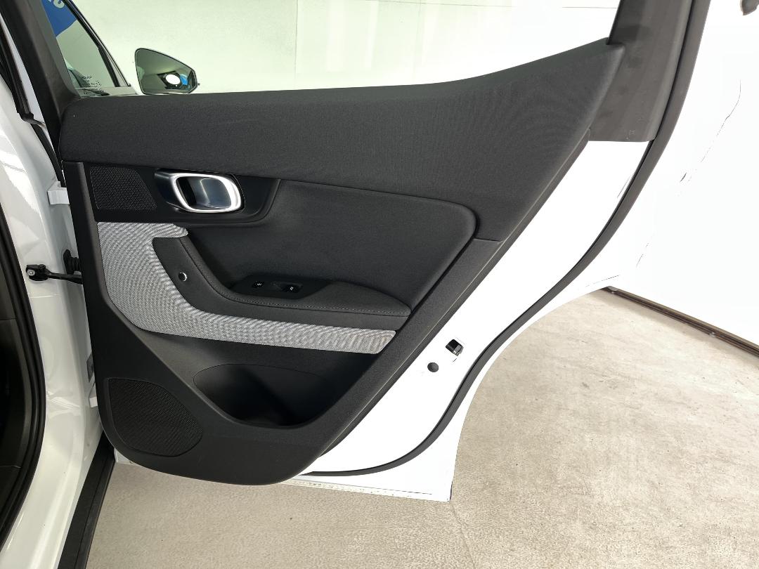Photo '19' of Polestar Polestar 2