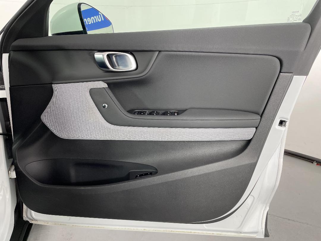 Photo '15' of Polestar Polestar 2