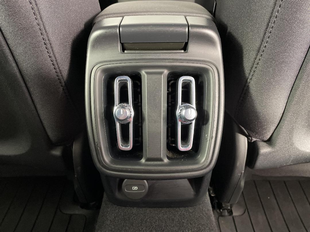 Photo '40' of Polestar Polestar 2