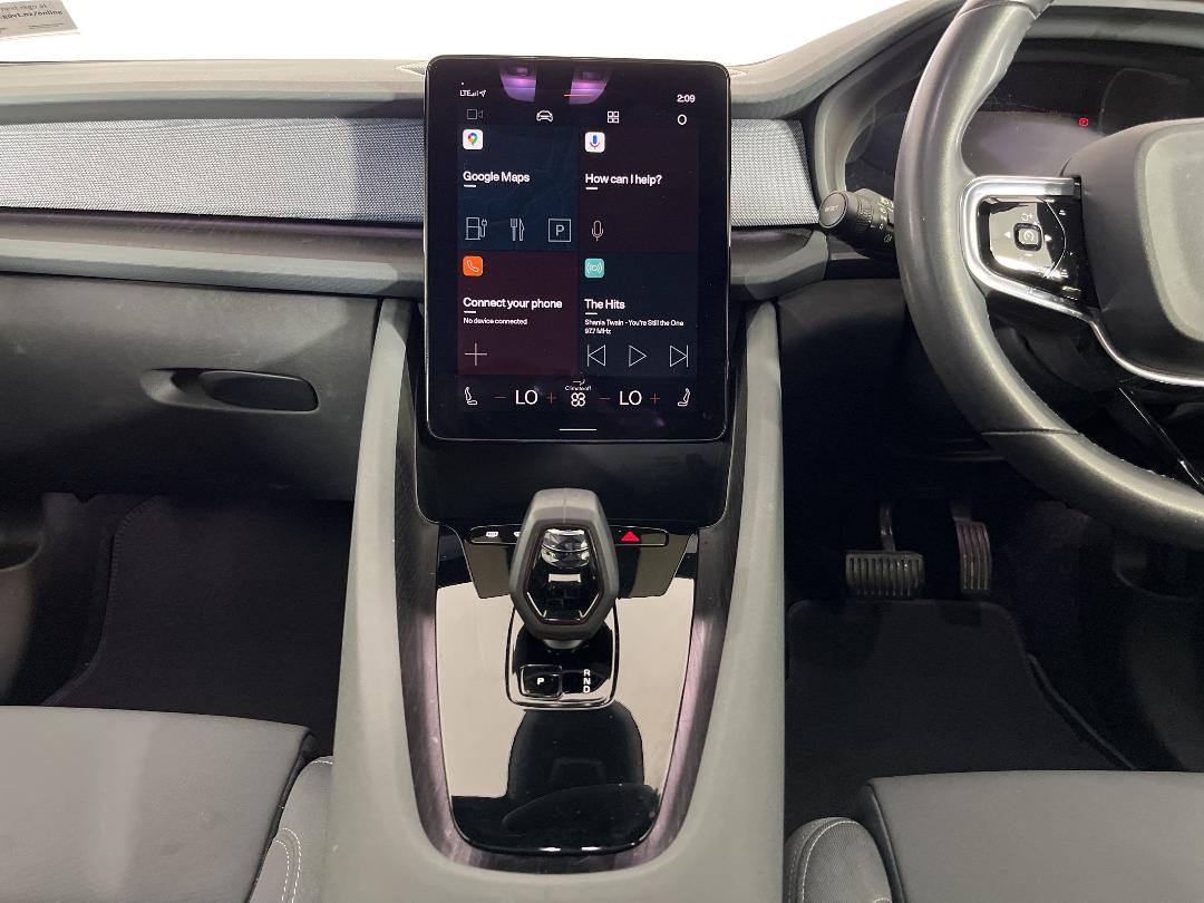 Photo '18' of Polestar Polestar 2