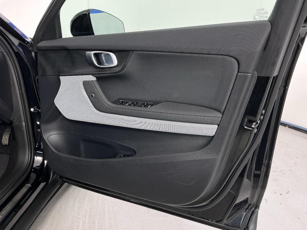 Photo '15' of Polestar Polestar 2