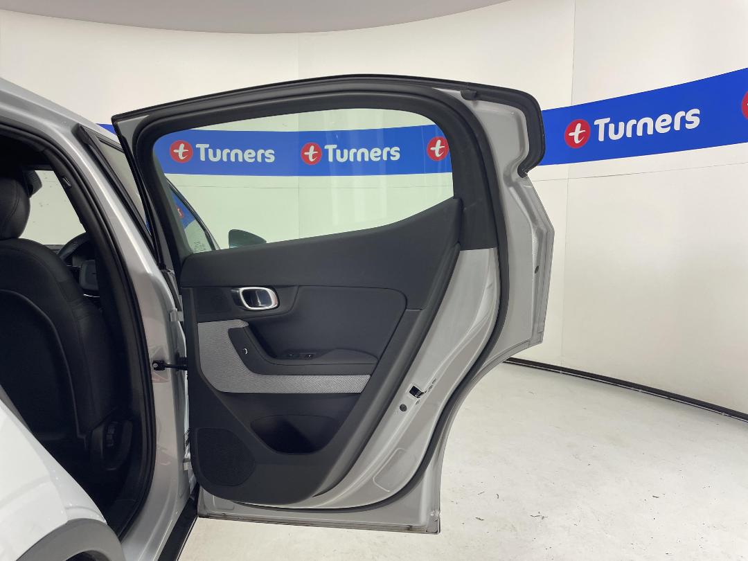 Photo '19' of Polestar Polestar 2