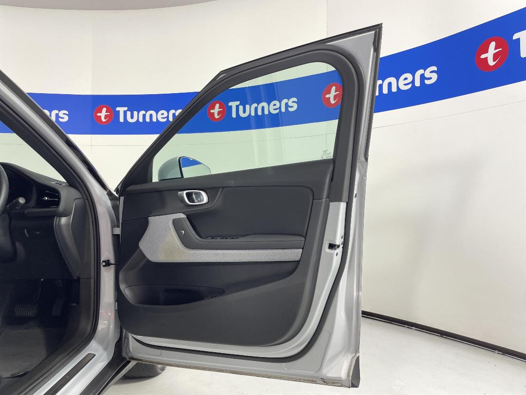 Photo '15' of Polestar Polestar 2