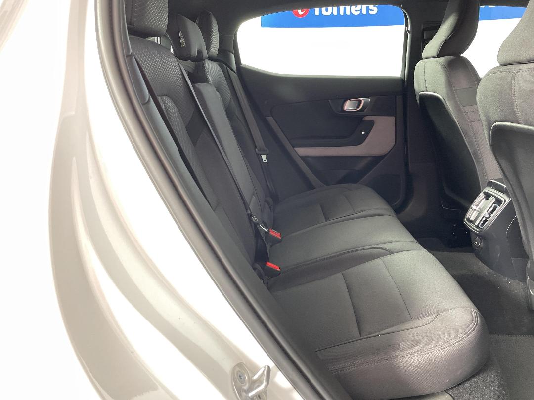 Photo '20' of Polestar Polestar 2 Photo '20' of Polestar Polestar 2