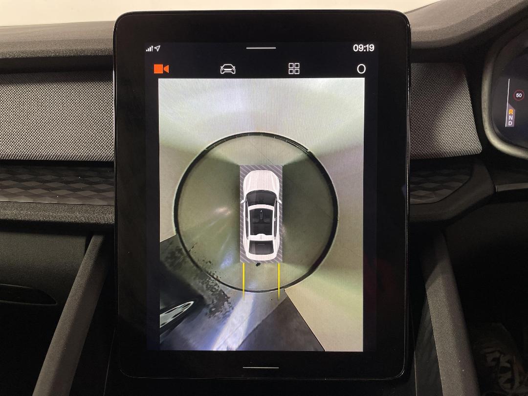 Photo '30' of Polestar Polestar 2 Photo '30' of Polestar Polestar 2