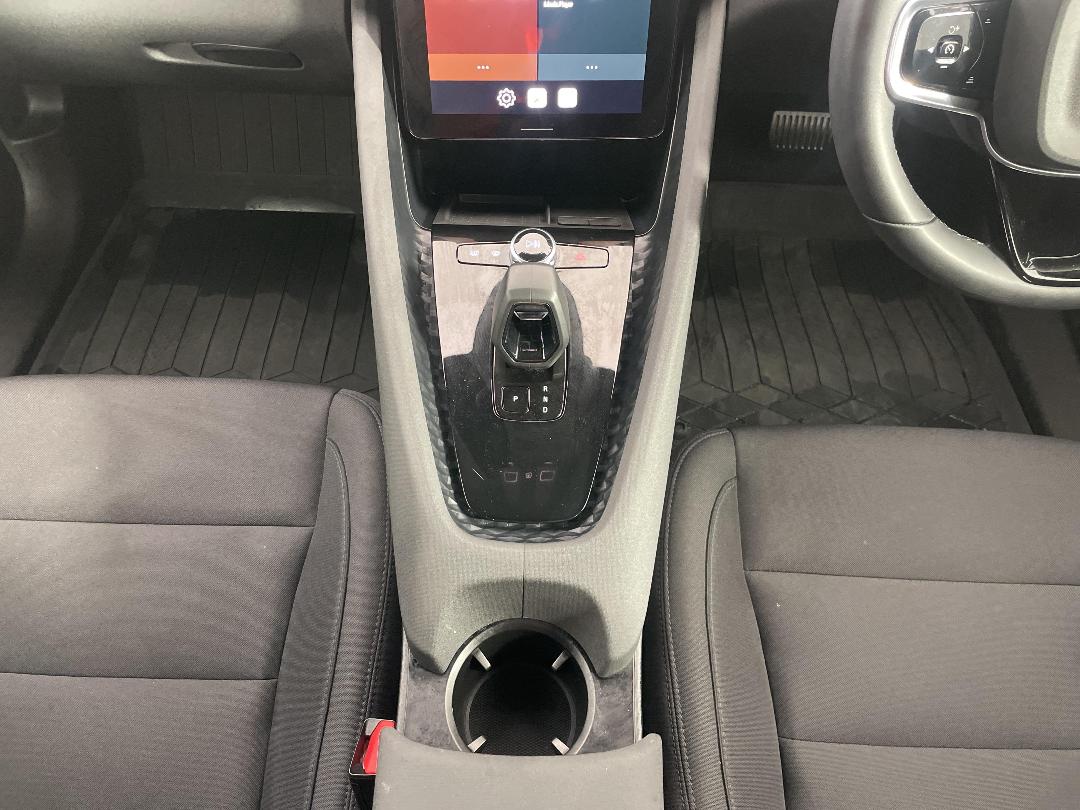 Photo '18' of Polestar Polestar 2