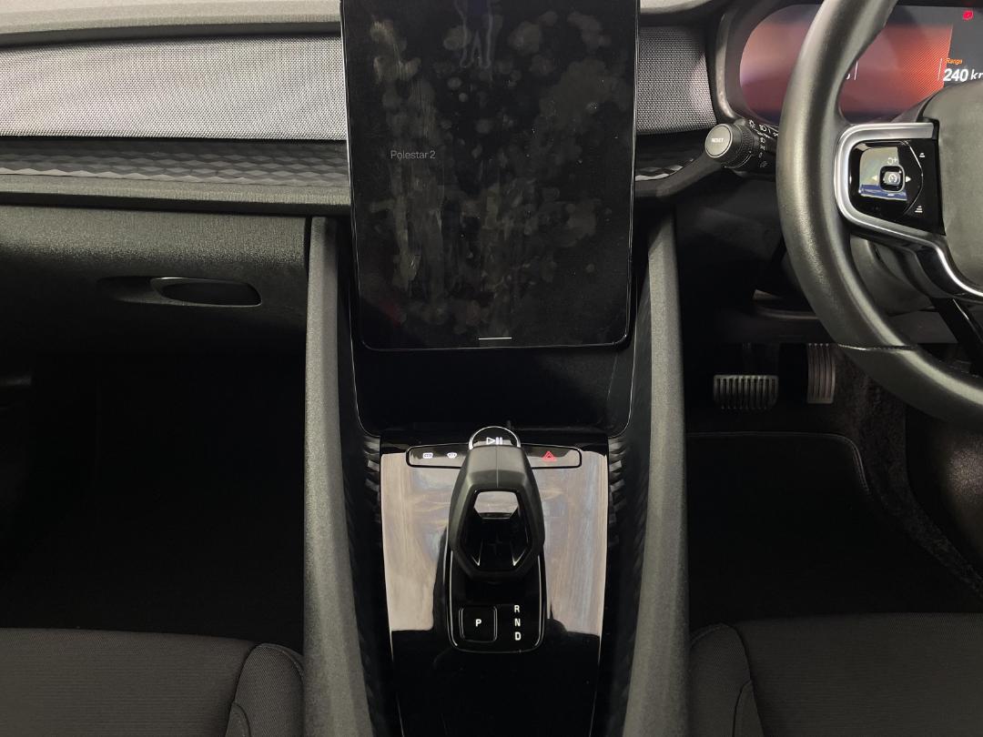 Photo '18' of Polestar Polestar 2