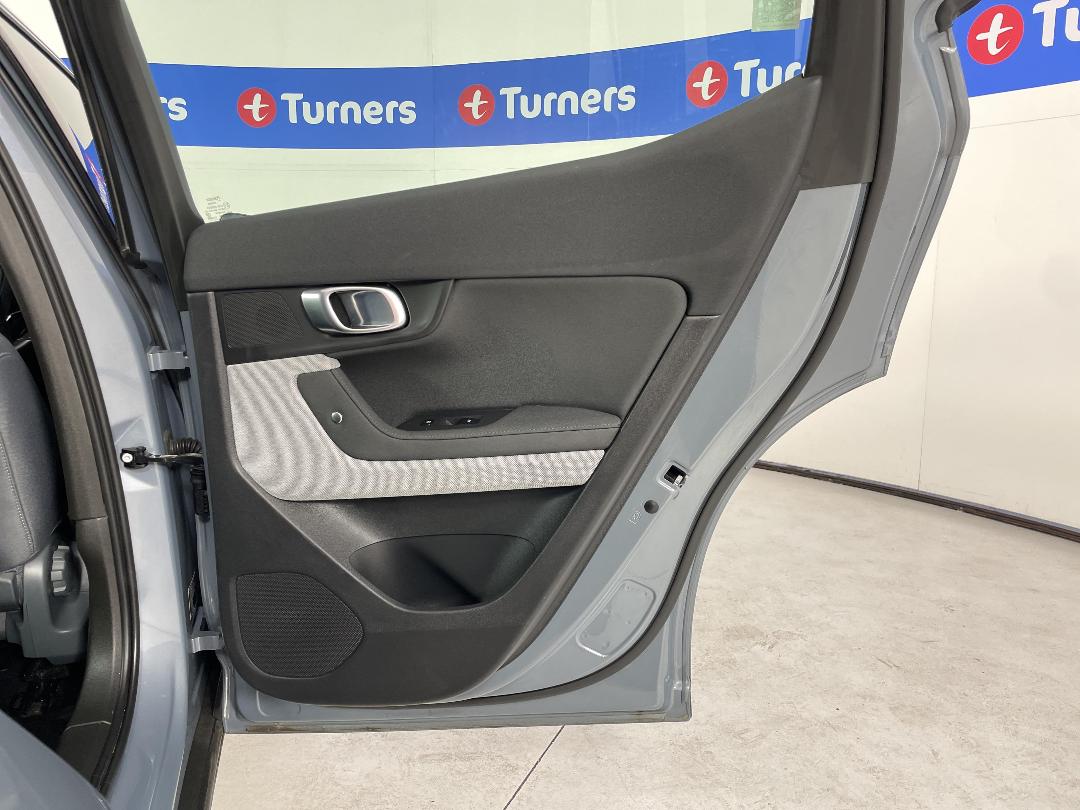 Photo '19' of Polestar Polestar 2