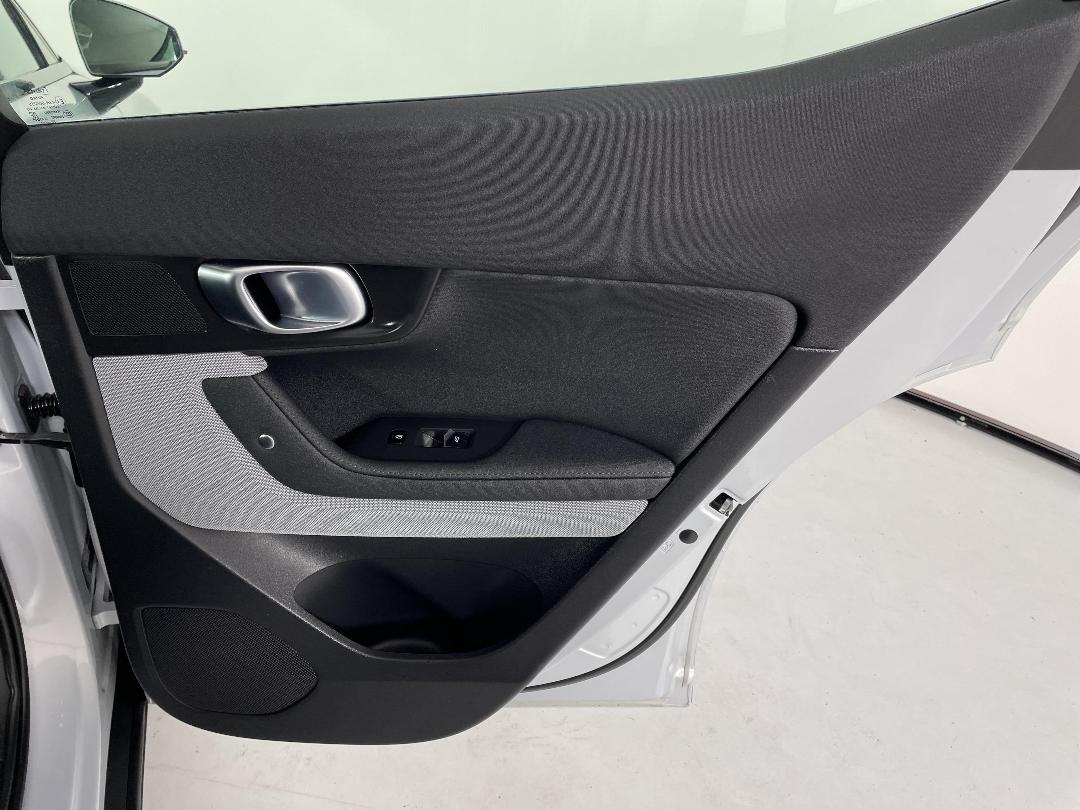 Photo '19' of Polestar Polestar 2