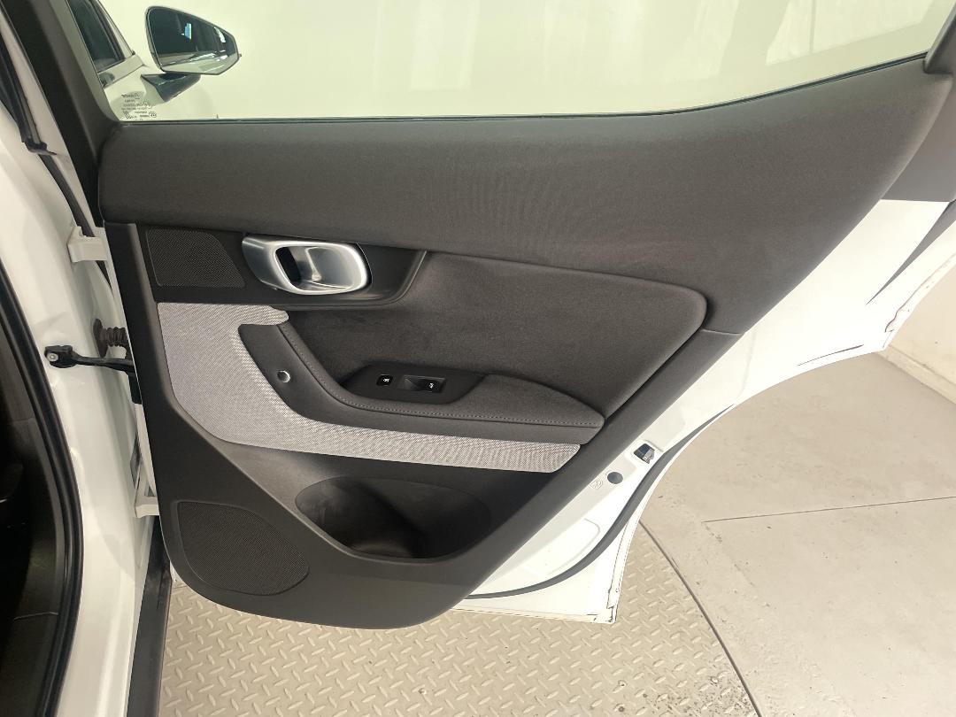 Photo '19' of Polestar Polestar 2