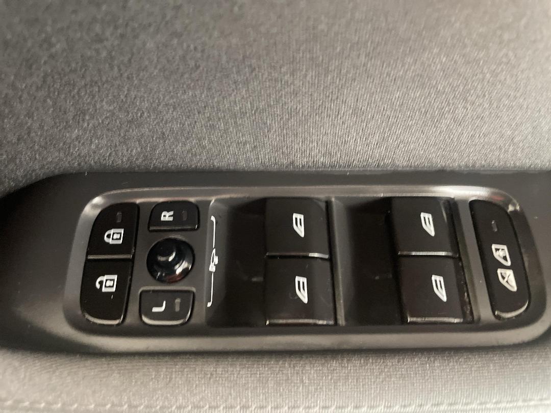 Photo '23' of Polestar Polestar 2