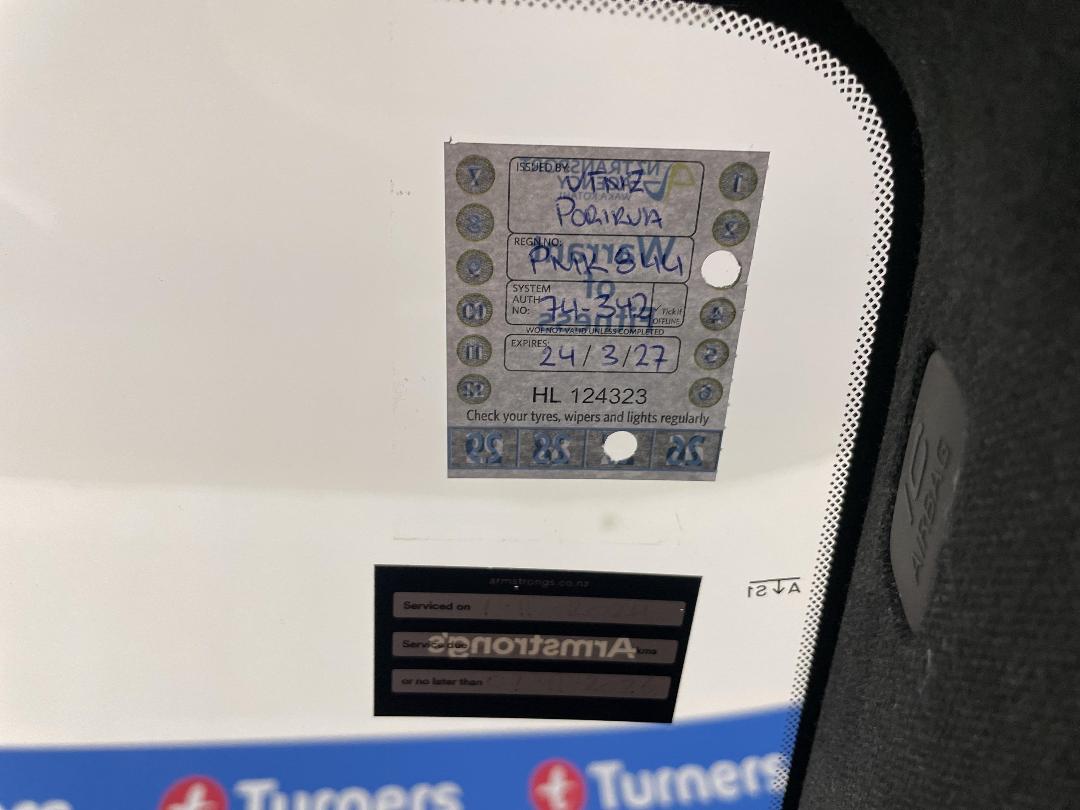 Photo '33' of Polestar Polestar 2