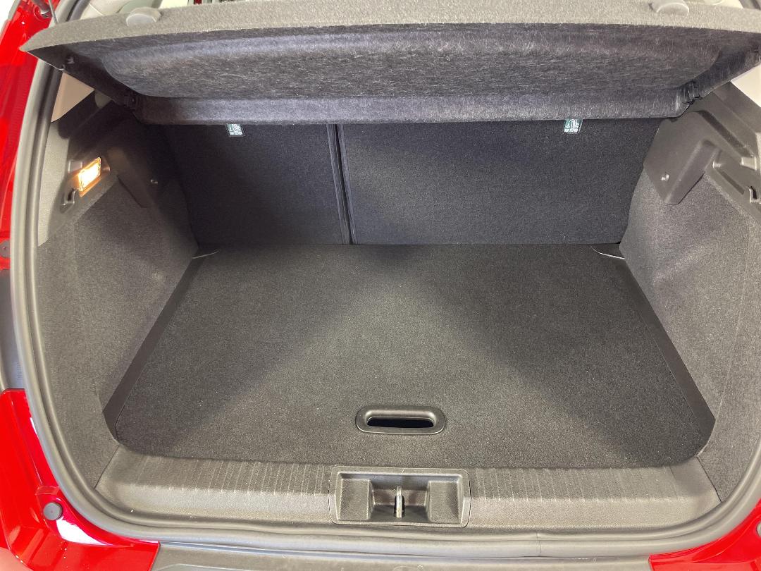 Photo '14' of Renault Captur Photo '14' of Renault Captur