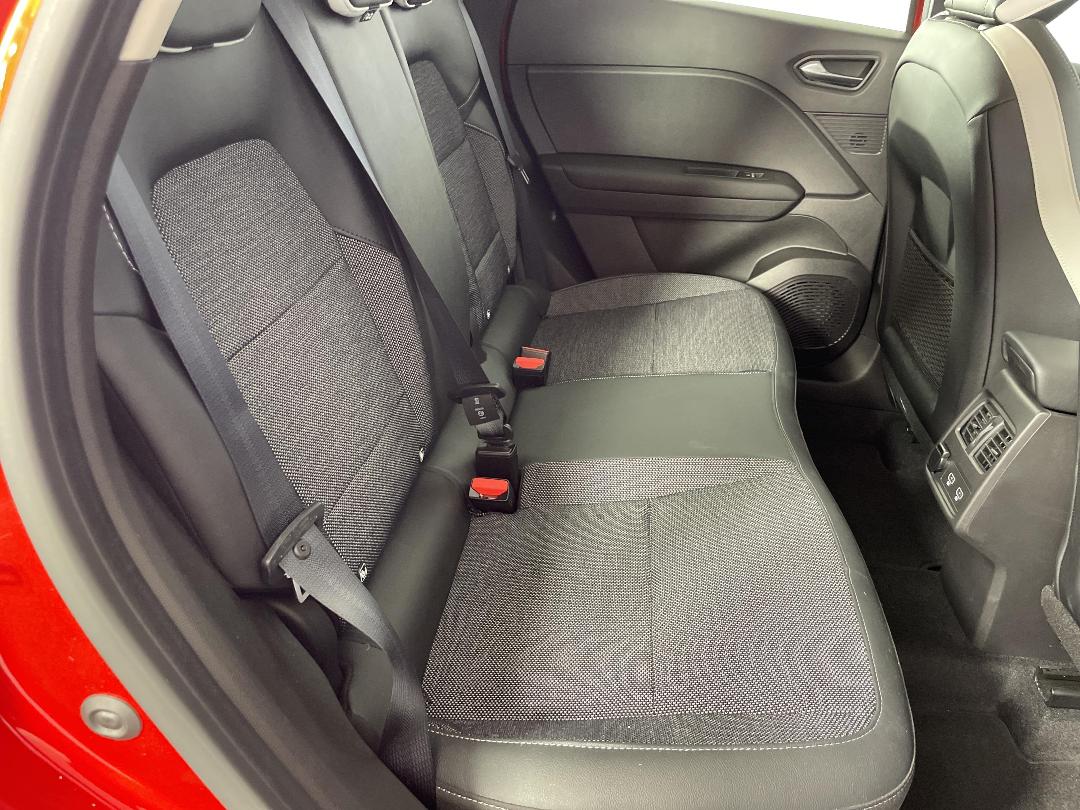 Photo '20' of Renault Captur Photo '20' of Renault Captur