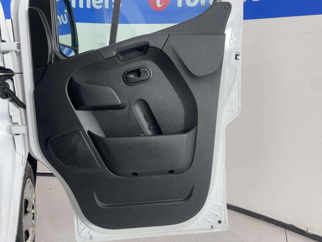 Photo '15' of Renault Master Photo '15' of Renault Master