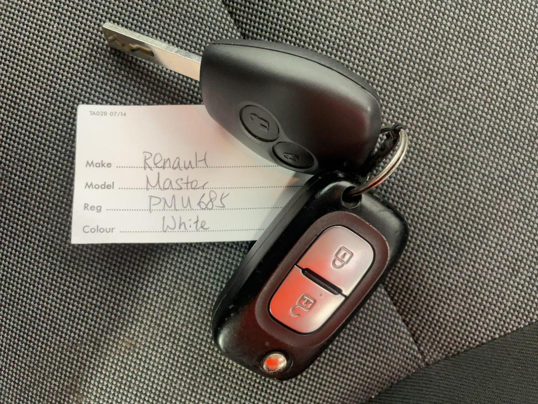 Photo '22' of Renault Master Photo '22' of Renault Master