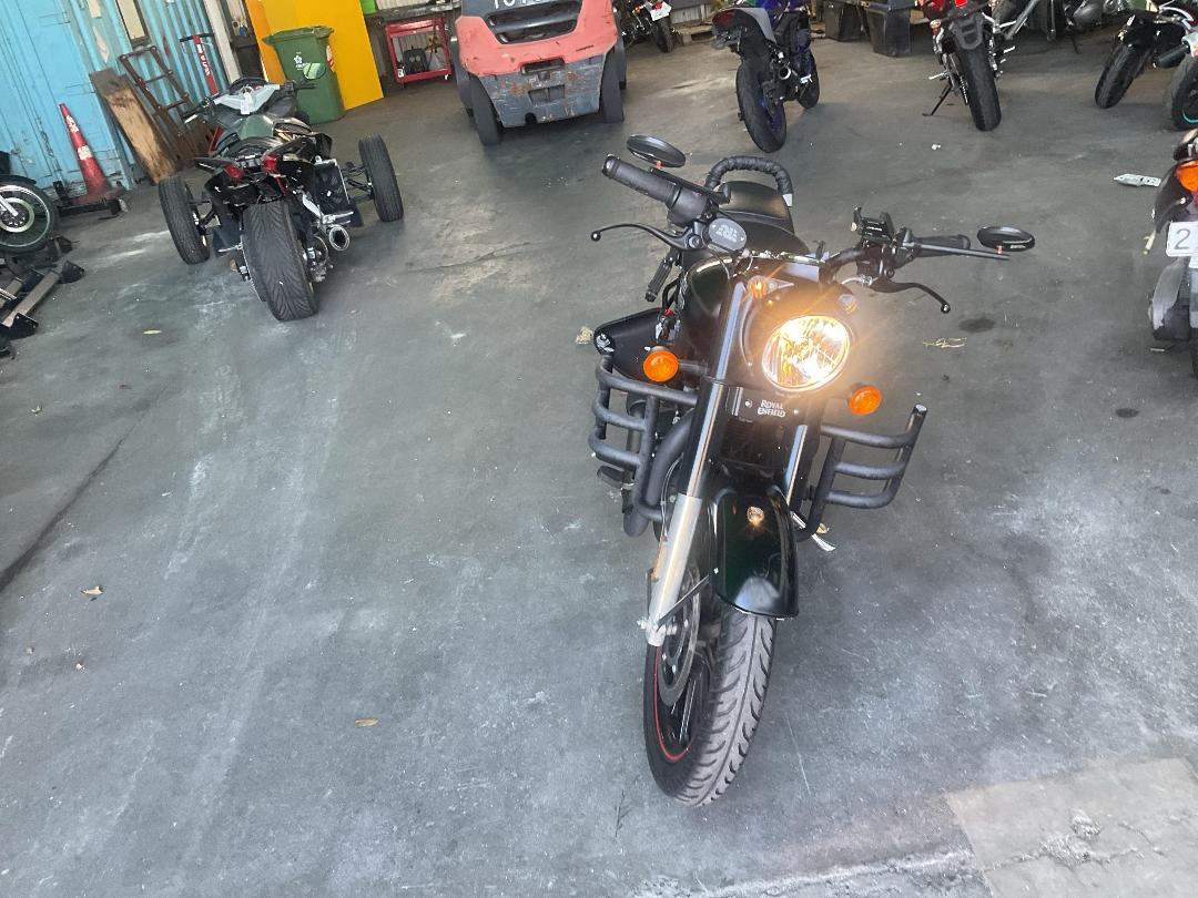 Photo '3' of Royal Enfield Classic no submodel