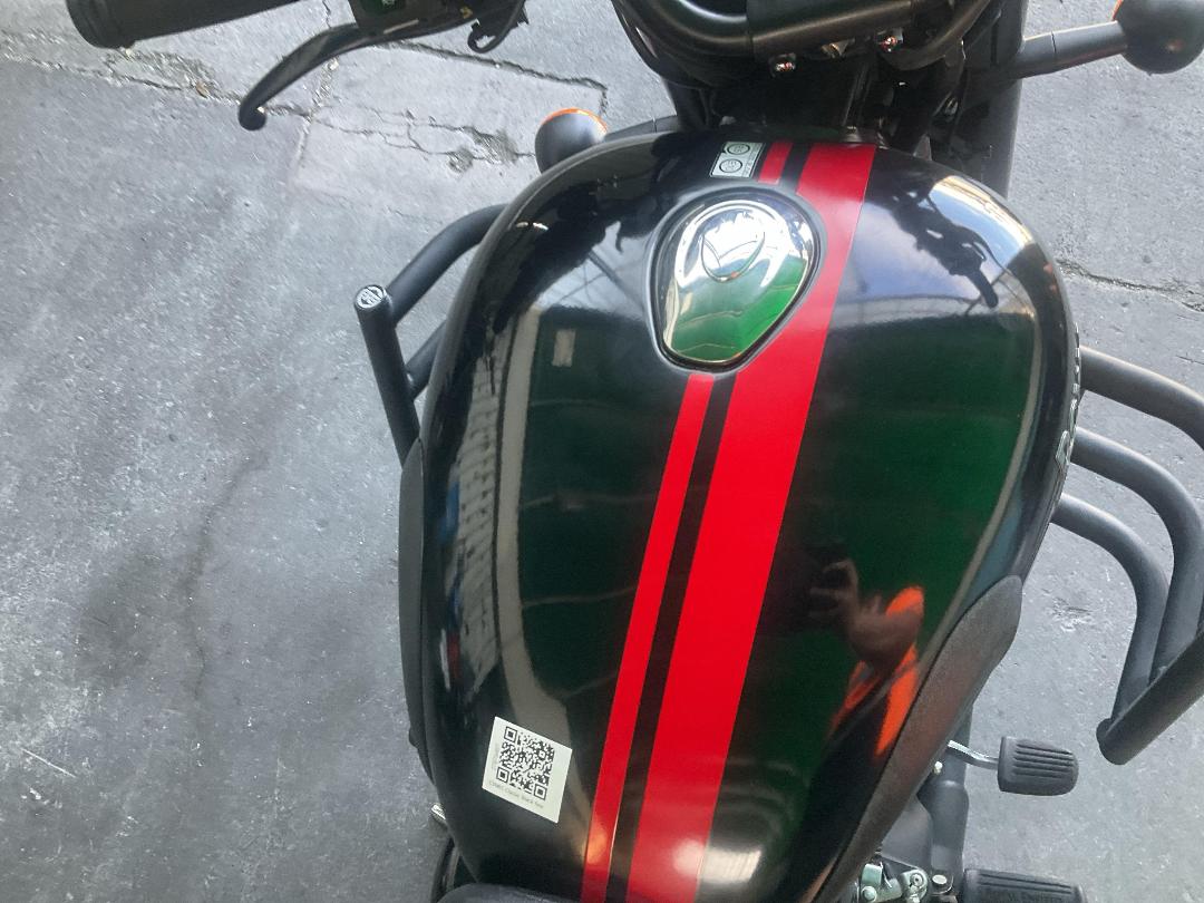 Photo '10' of Royal Enfield Classic no submodel