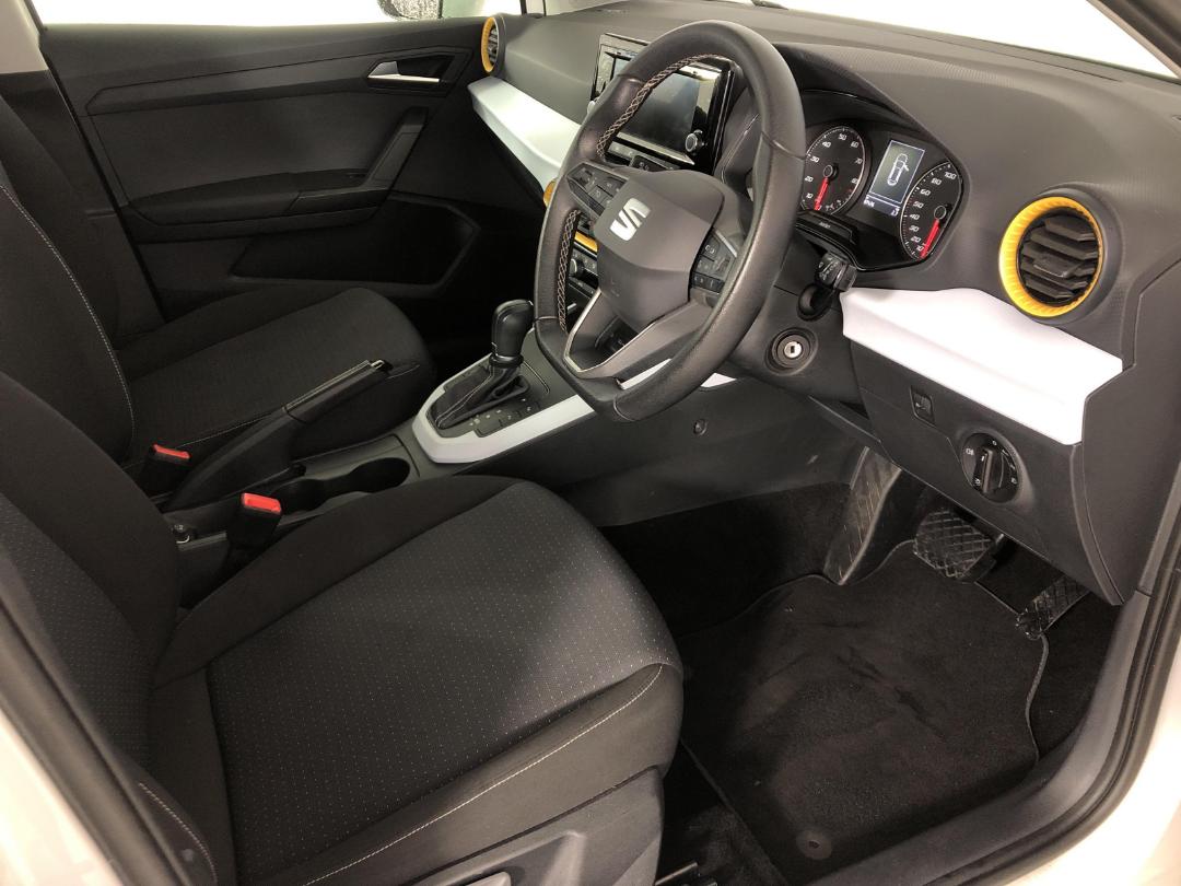 Photo '16' of Seat Arona Photo '16' of Seat Arona