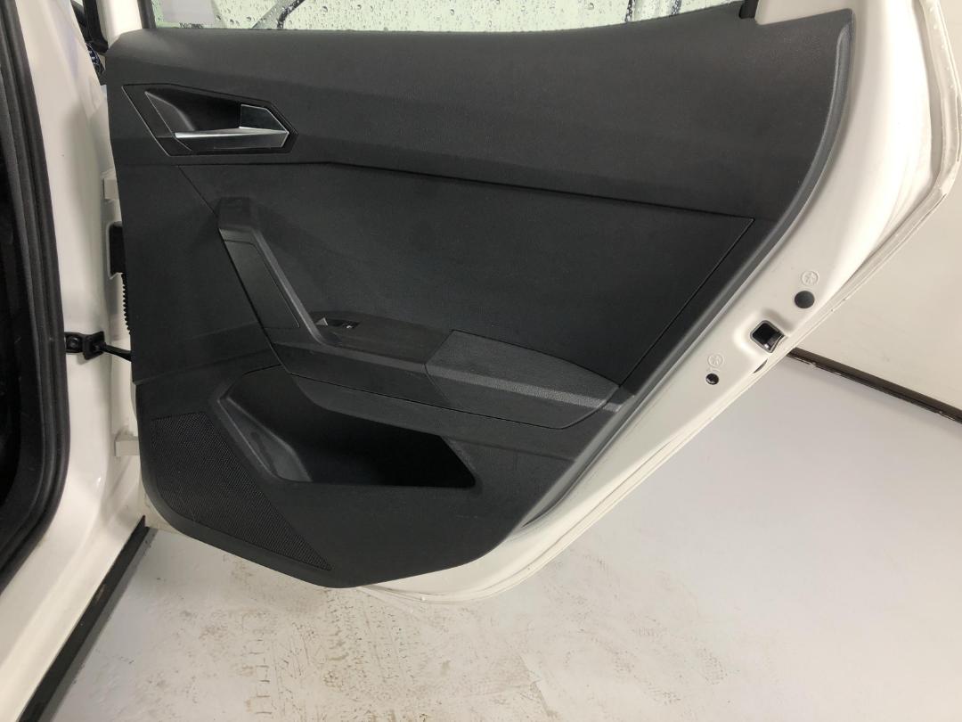 Photo '19' of Seat Arona Photo '19' of Seat Arona